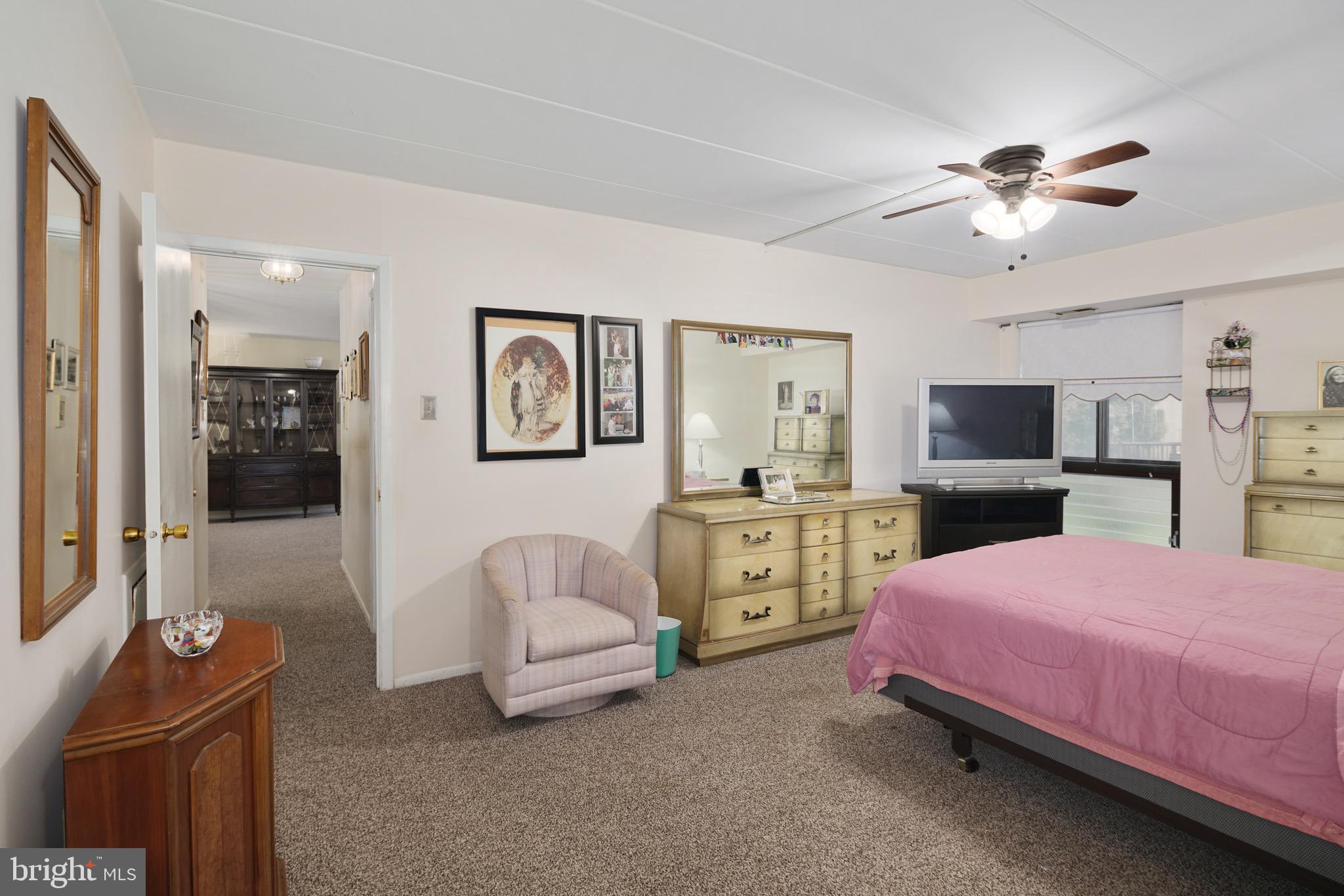 8922 Krewstown Road, Unit 202 Philadelphia, PA 19115 - Photo 20 of 25 Gallery Image 20