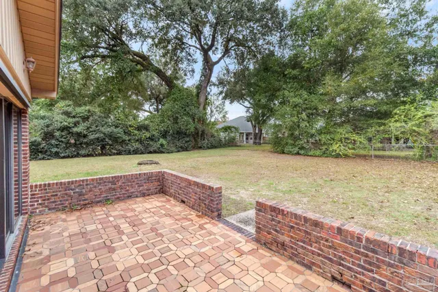 a view of an outdoor space and a yard