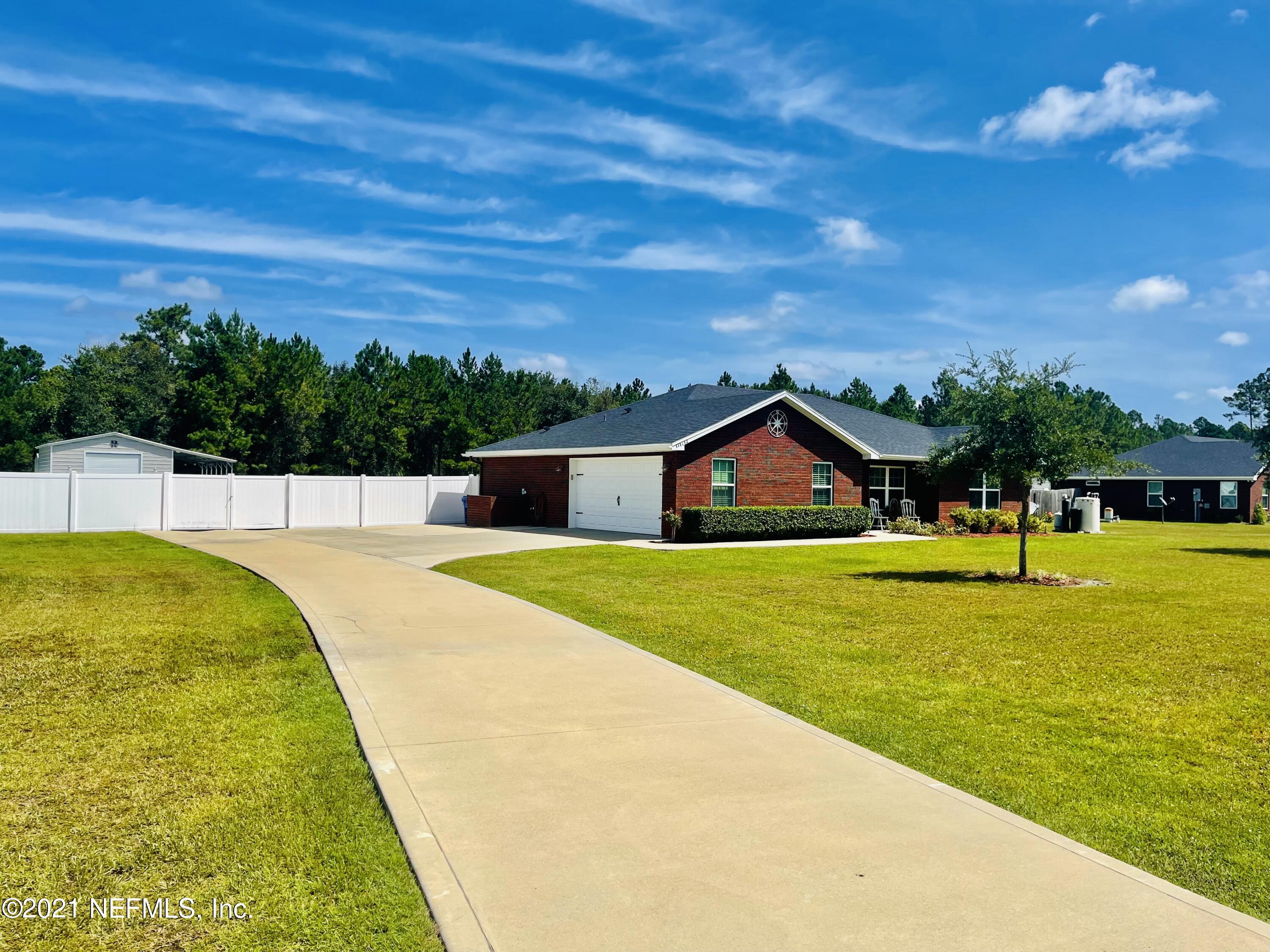171712 Bay Road Hilliard, FL 32046 - Photo 2 of 67 IMG-4119