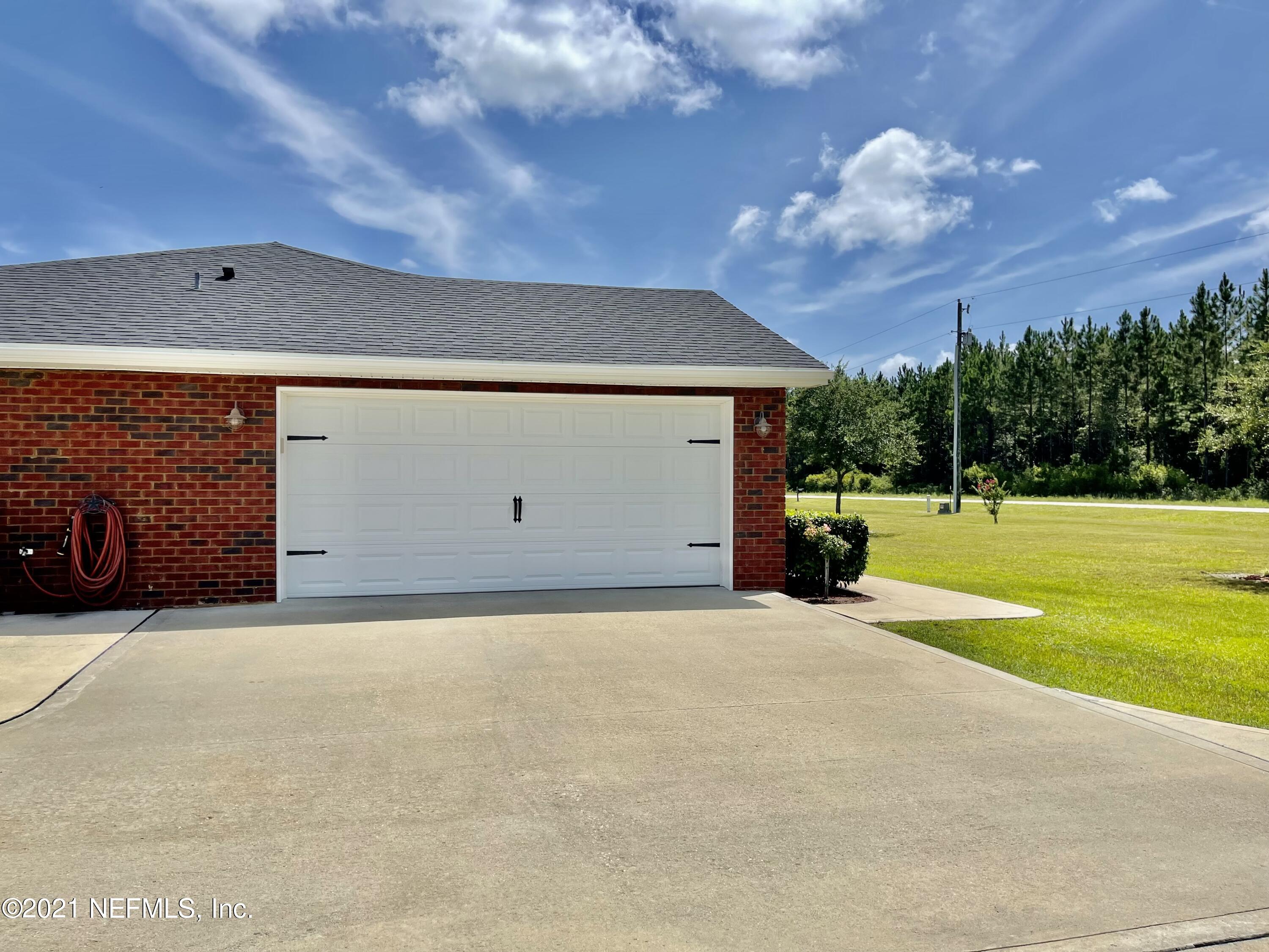 171712 Bay Road Hilliard, FL 32046 - Photo 3 of 67 IMG-4204