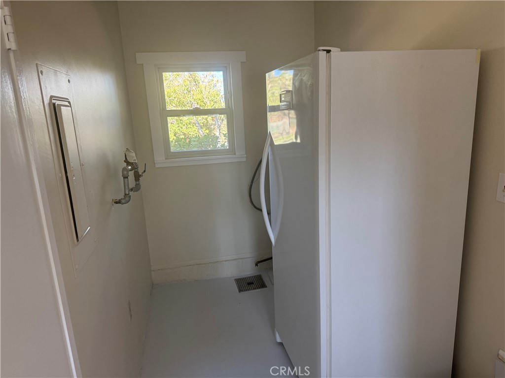 4501 Nielson Phelan, CA 92371 - Photo 28 of 33