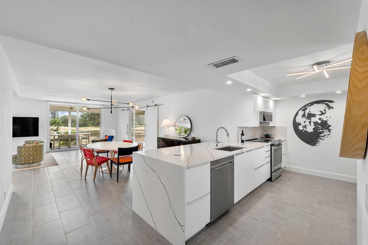 6100 Northwest 2nd Avenue, Unit 228 Boca Raton, FL 33487 - Photo 3 of 26 Photo 3