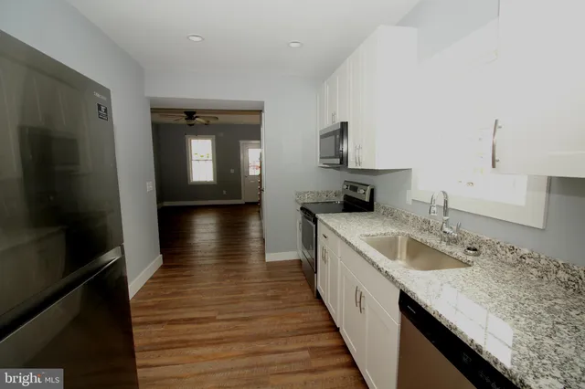 $1,400 | 306 Main Street, Dover, DE 19901