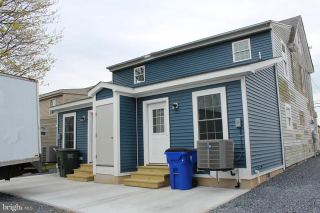 $1,400 | 306 Main Street, Dover, DE 19901