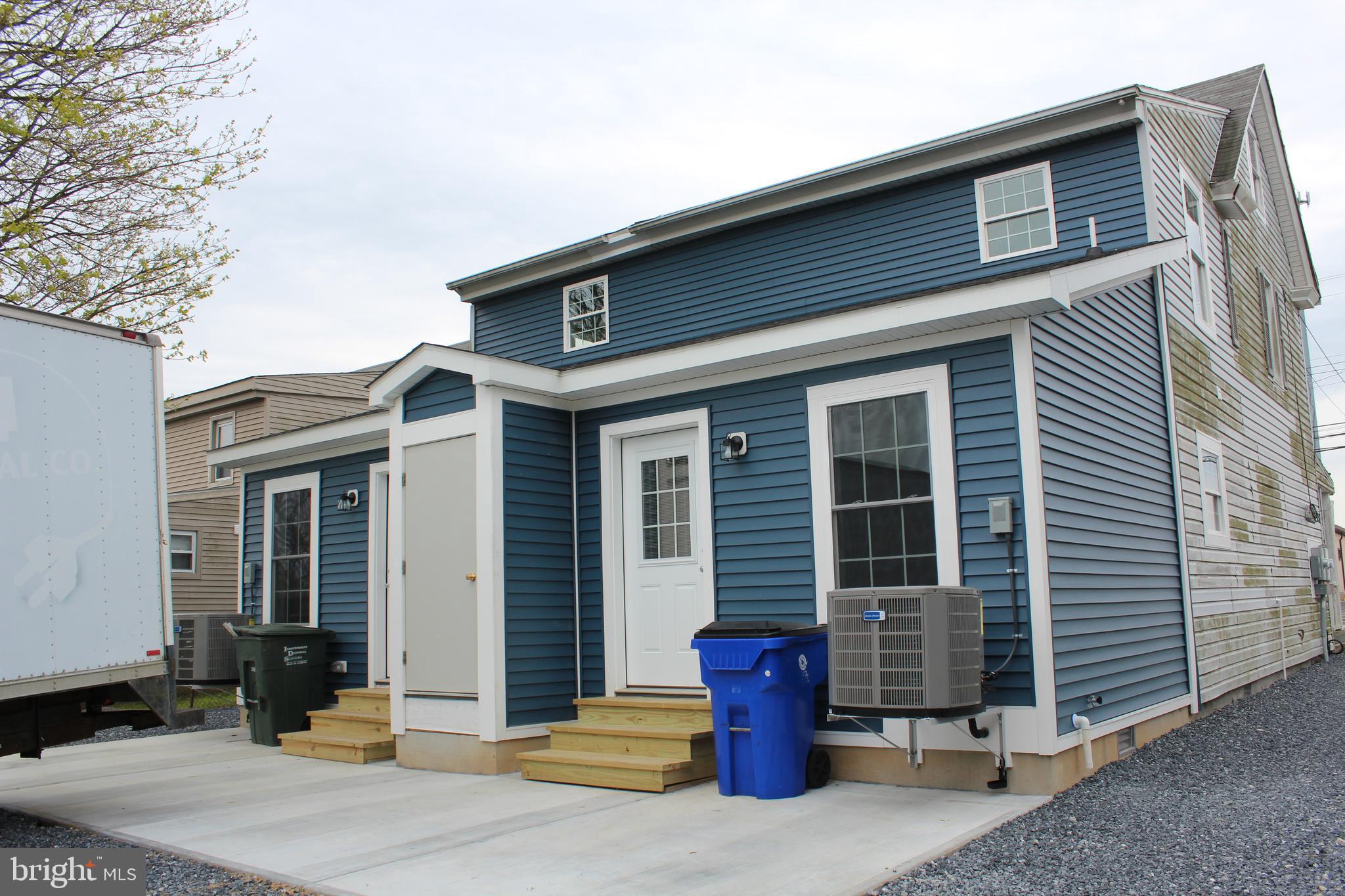 306 Main Street Dover, DE 19901 - Photo 31 of 33 a front view of a house with glass windows