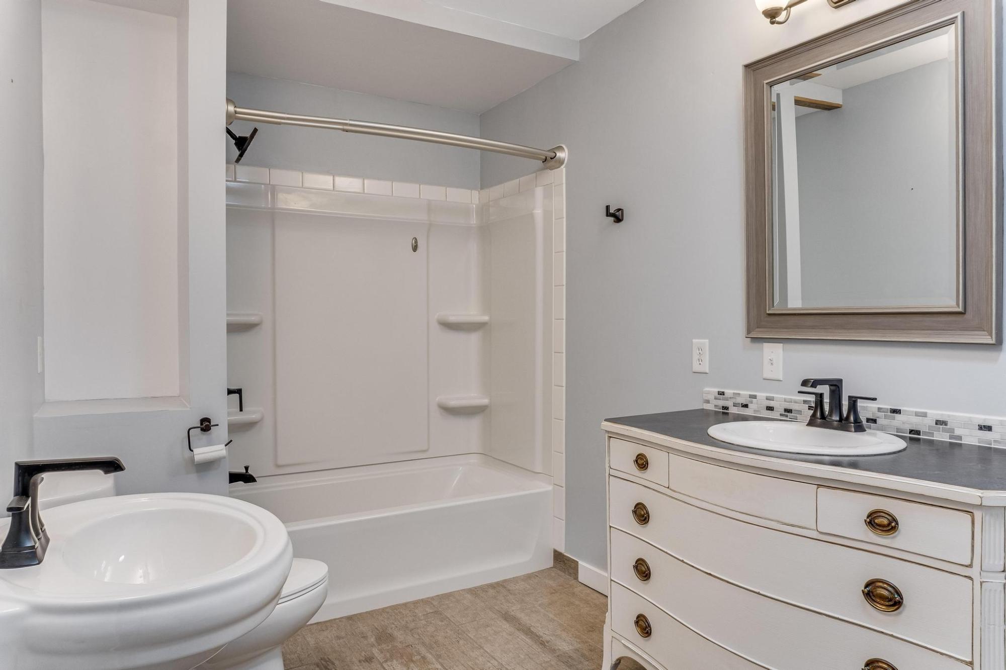 118 East Frederick Street Rhinelander, WI 54501 - Photo 6 of 33 Gallery Image 6