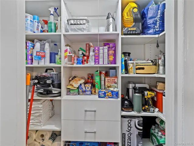 $215,000 | 120 Parkside Drive, Unit 120, Suffern, NY 10901