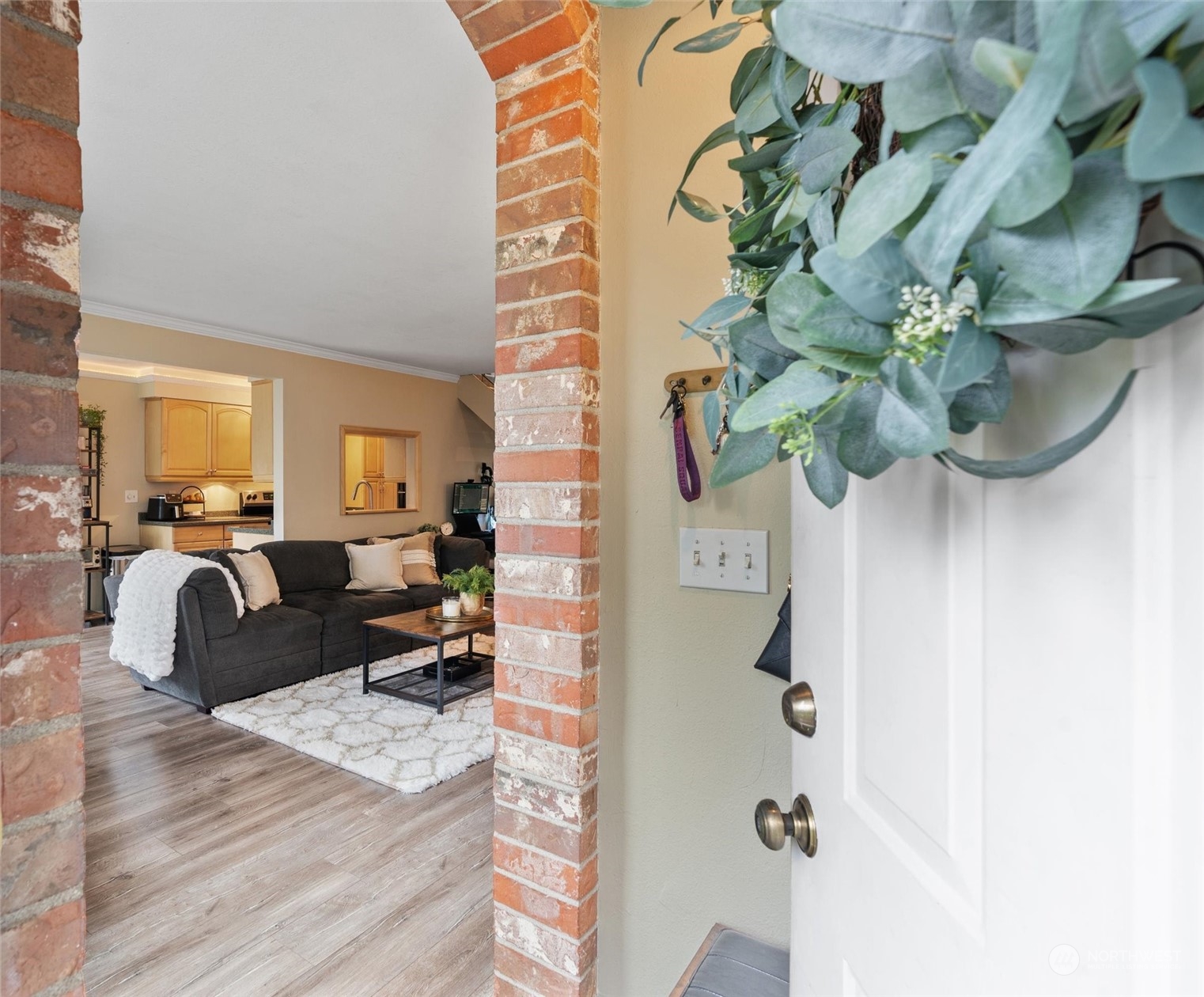 411 213th Place Southwest, Unit 12B Bothell, WA 98021 - Photo 2 of 31