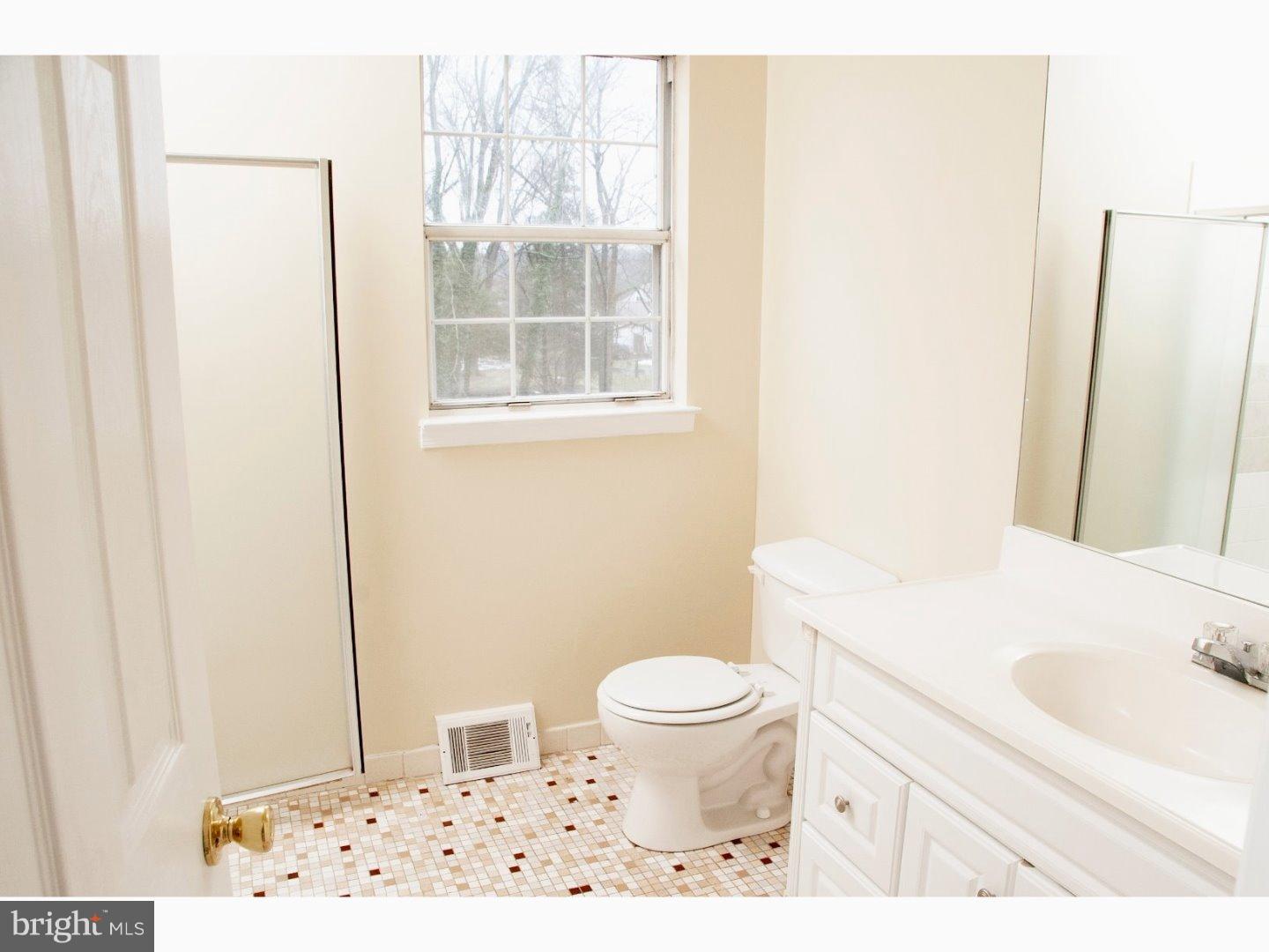 148 Silver Springs Road Phoenixville, PA 19460 - Photo 14 of 21 Master Bathroom