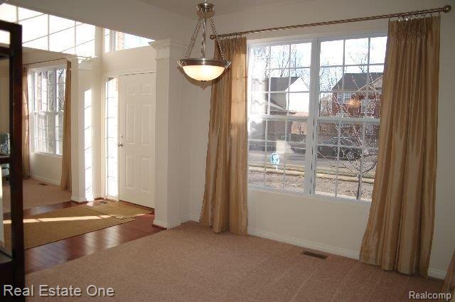 871 Monterey Ln. Rochester, MI 48307 - Photo 11 of 12 dining 2.JPG