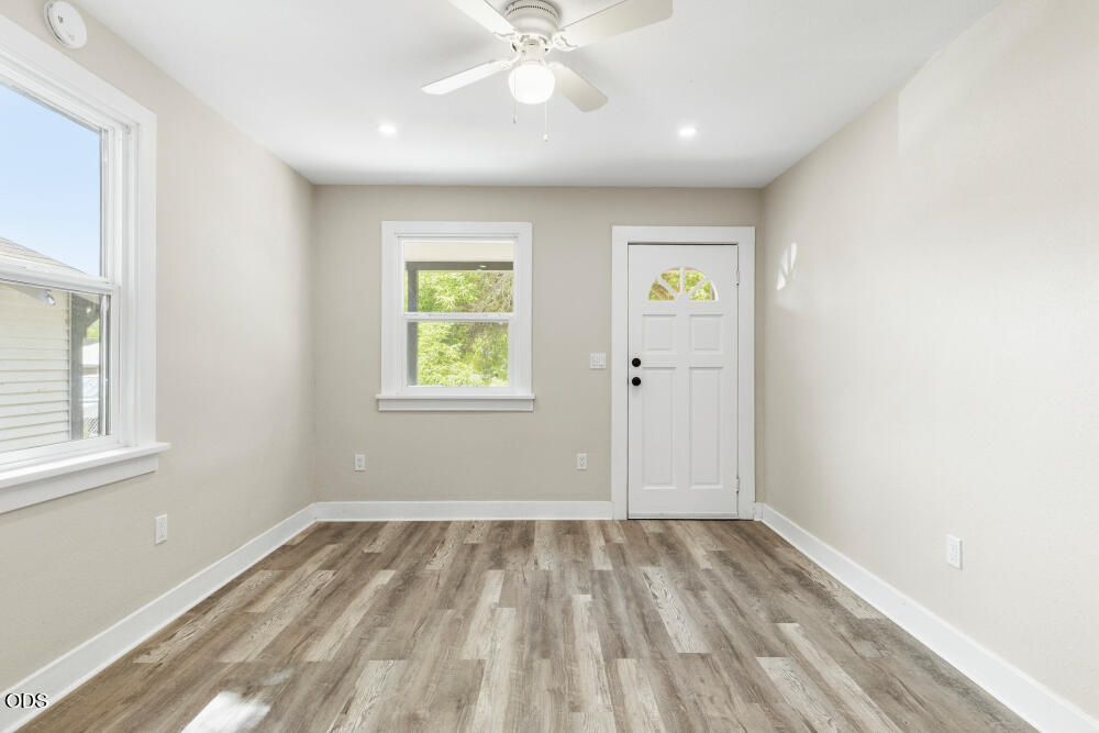 427 Martin Street Klamath Falls, OR 97601 - Photo 6 of 22