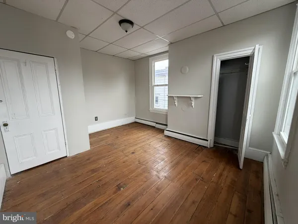 $1,400 | 190 7th Street, Unit 2, Salem, NJ 08079