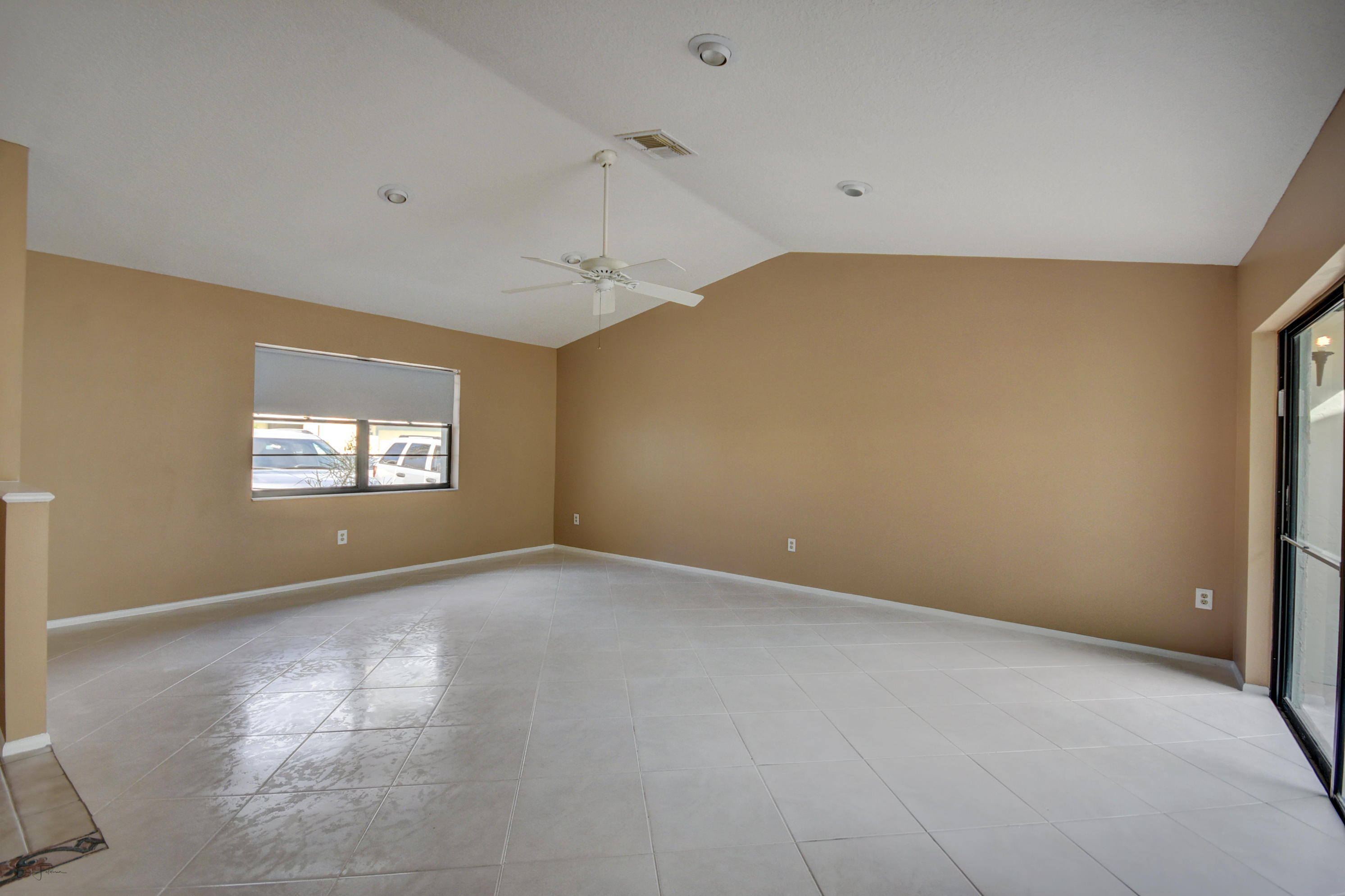 9178 Southwest 22nd Street, Unit D Boca Raton, FL 33428 - Photo 4 of 20 NF 9178 SW 22nd St-4