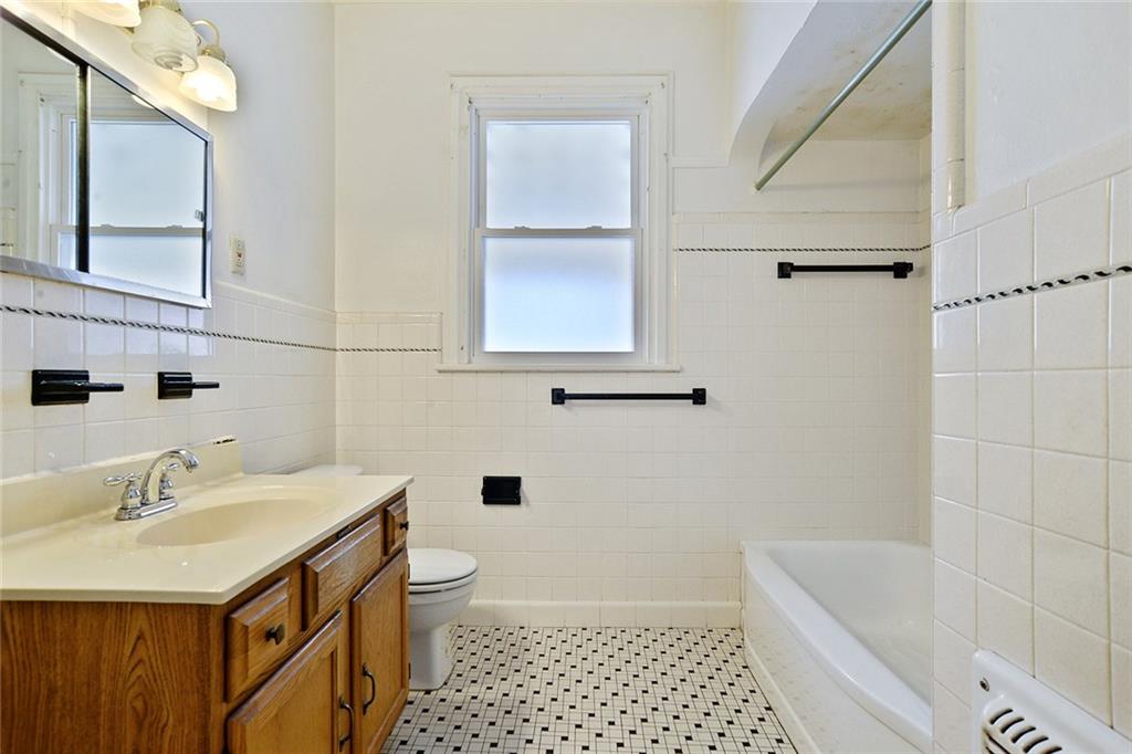 325 Rio Vista Avenue Jefferson, LA 70121 - Photo 7 of 10 Gallery Image 7