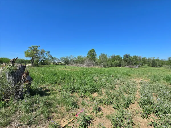 $155,000 | 466 St Seguin Tx 78155, Seguin, TX 78155