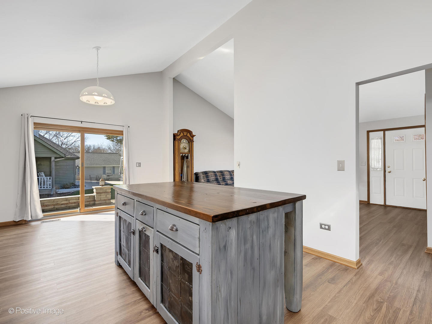 27-w015 Manchester Road Wheaton, IL 60187 - Photo 11 of 29