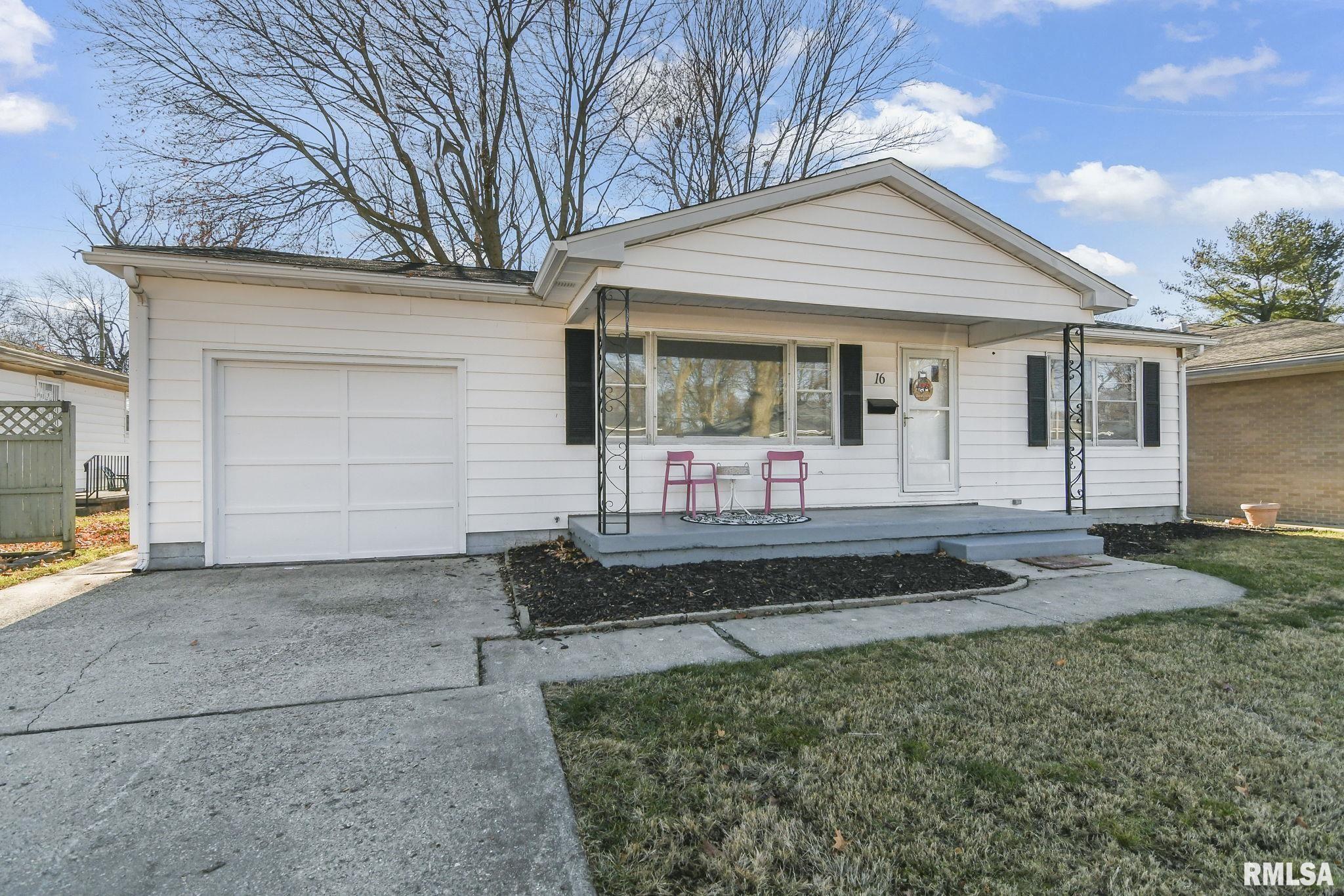 16 Alberta Lane Springfield, IL 62704 - Photo 3 of 28 Gallery Image 3
