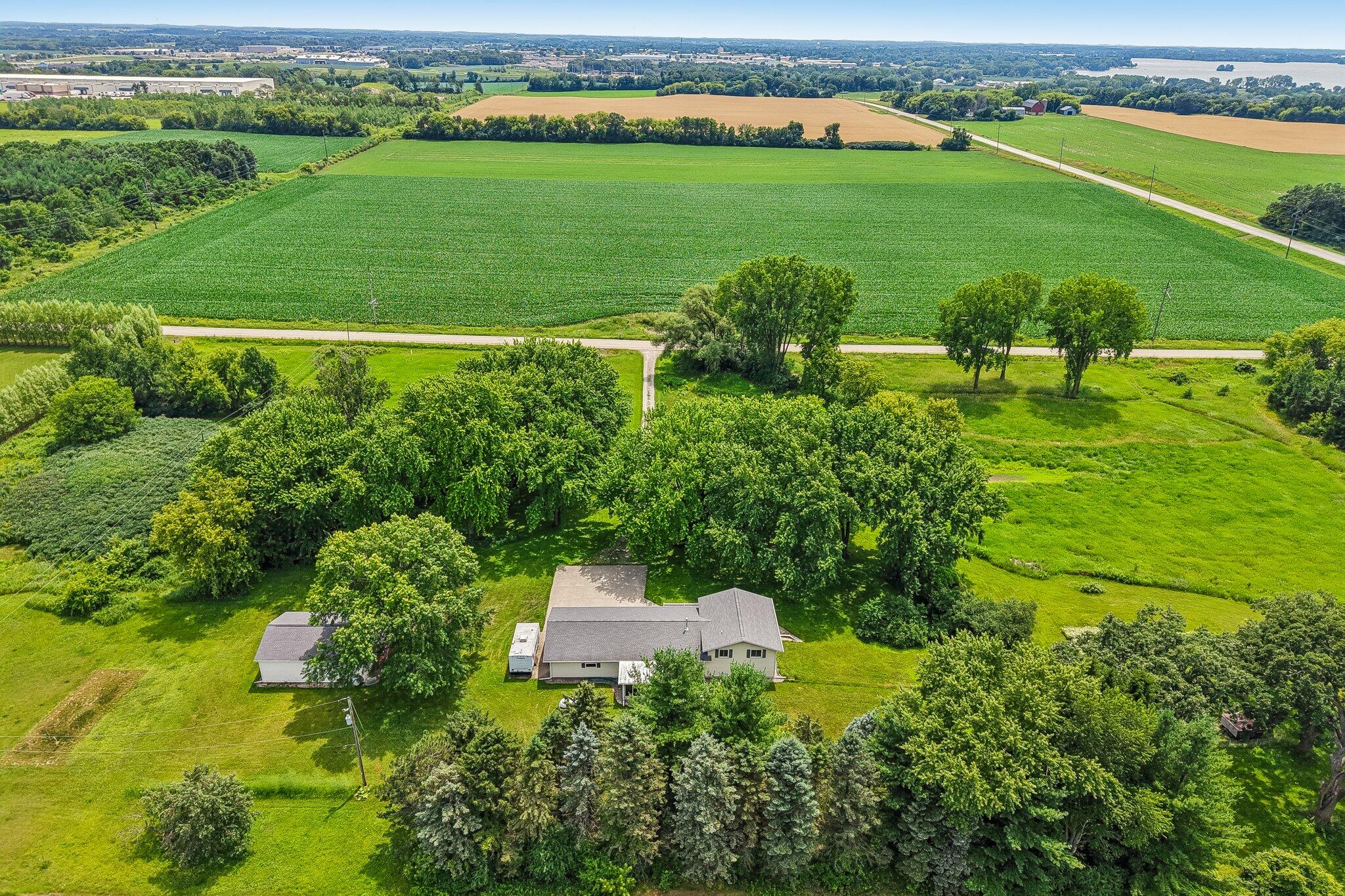 W8560 Hemlock Road Trenton, WI 53916 - Photo 1 of 47 46