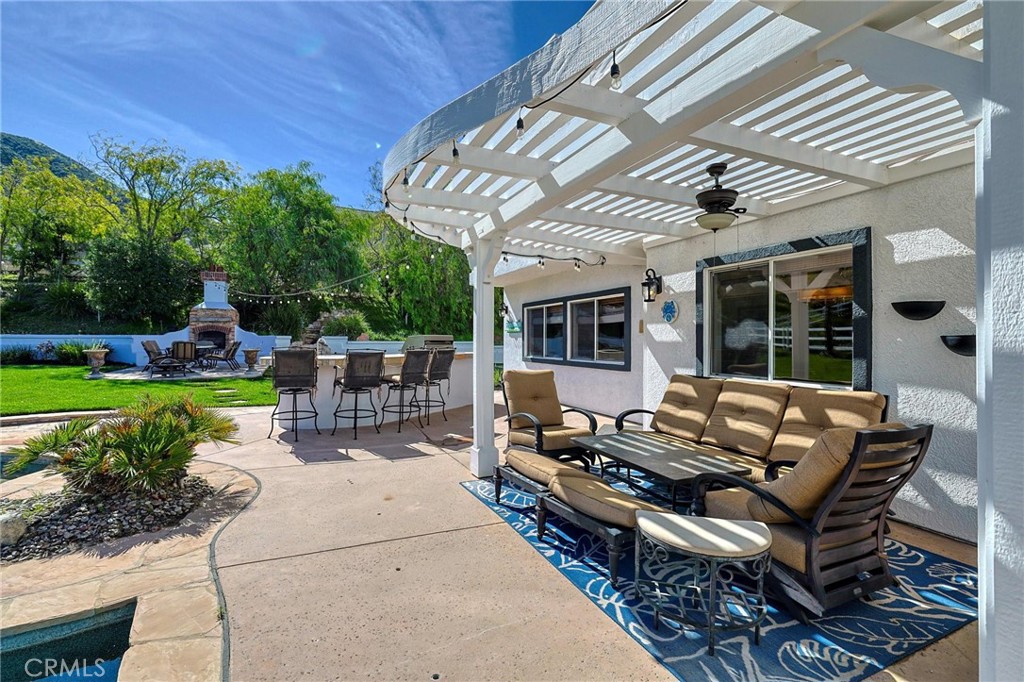 15257 Saddleback Road Canyon Country, CA 91387 - Photo 47 of 69