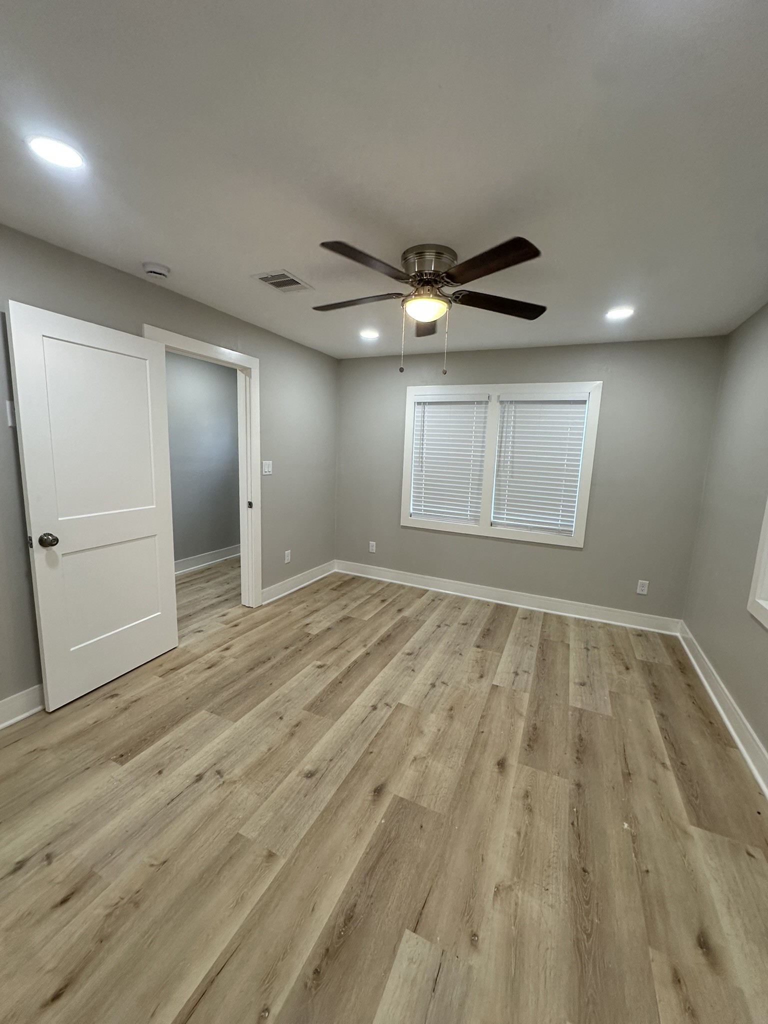 8223 Wallis Street Fulshear, TX 77441 - Photo 26 of 30