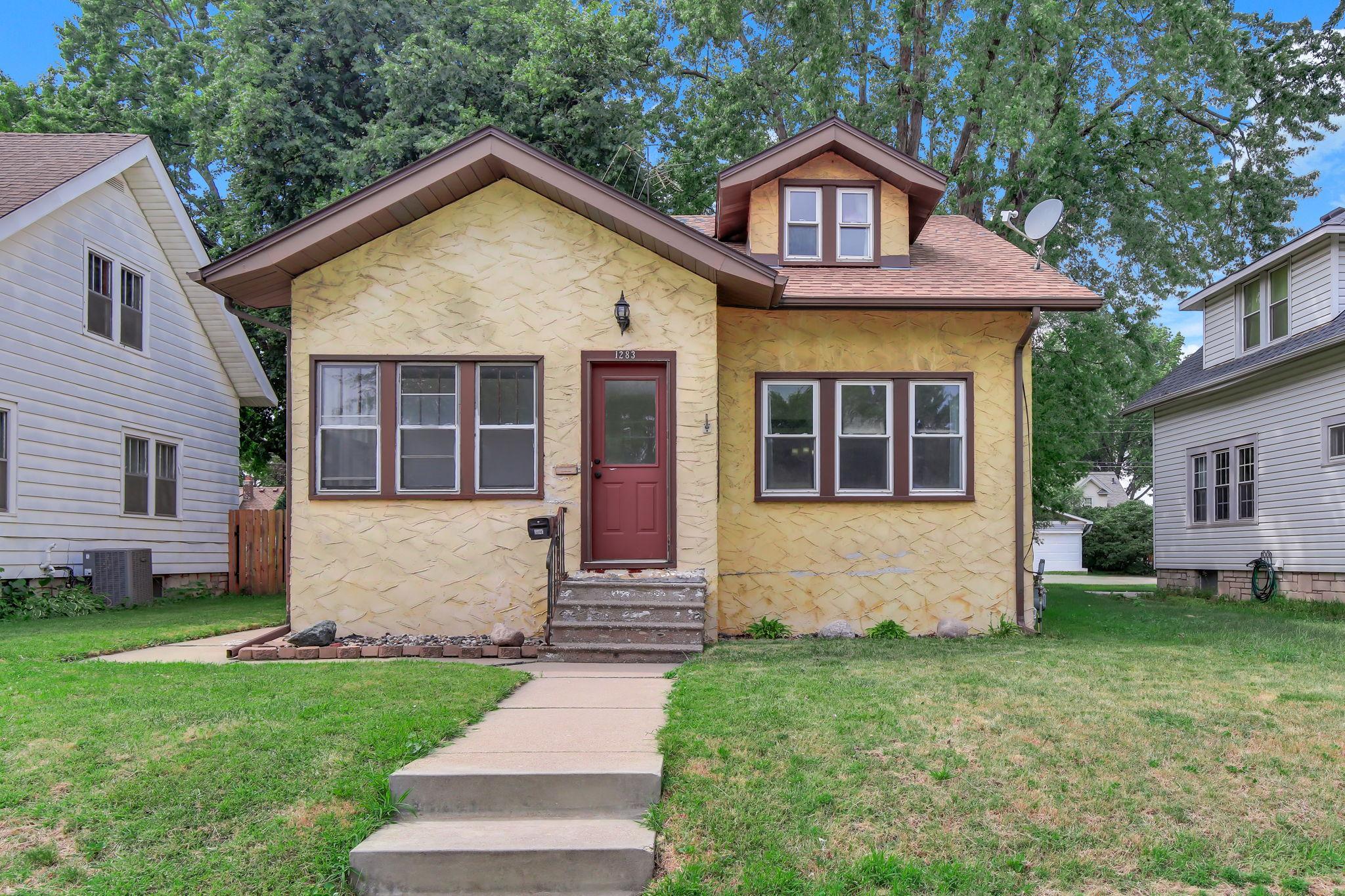 1283 Rice Street St. Paul, MN 55117 - Photo 1 of 36 Gallery Image 1