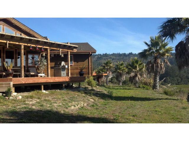142 Smith Road Watsonville, CA 95076 - Photo 3 of 24