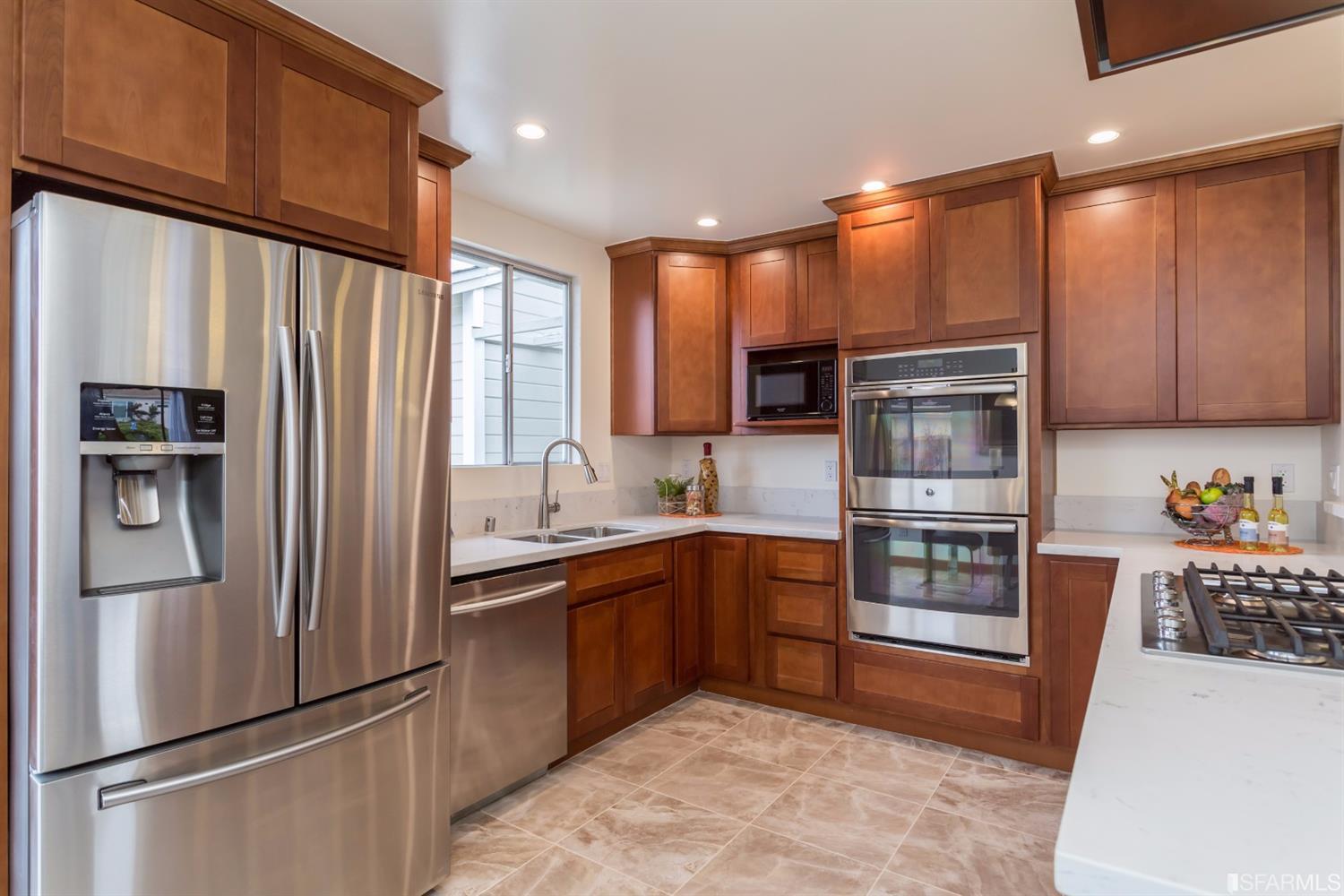 532 Johnson Avenue Pacifica, CA 94044 - Photo 10 of 26