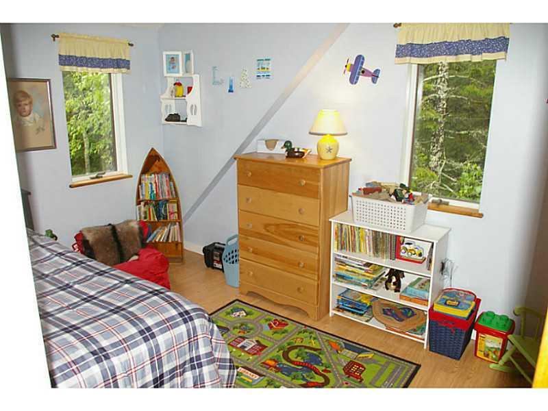 18 Ledge Road South Thomaston, ME 04858 - Photo 16 of 24 Bedroom.