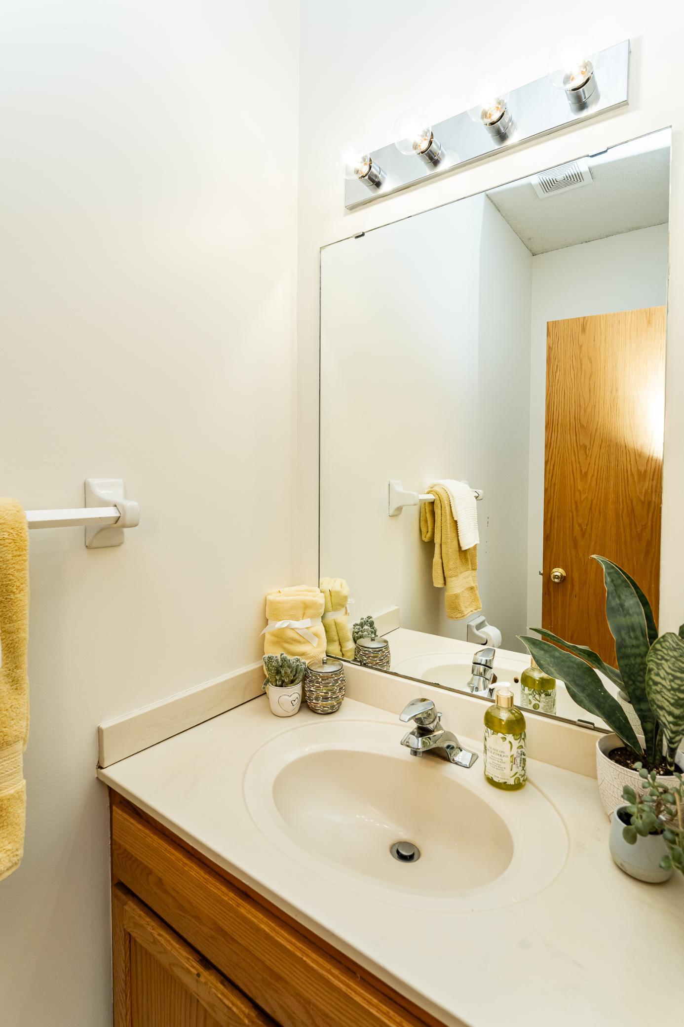 1988 Waterford Place Southwest Rochester, MN 55902 - Photo 12 of 17