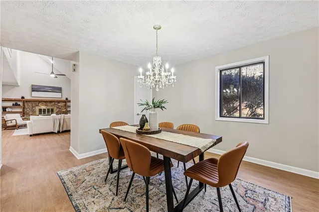 $580,000 | 680 Branch Valley Court, Roswell, GA 30076