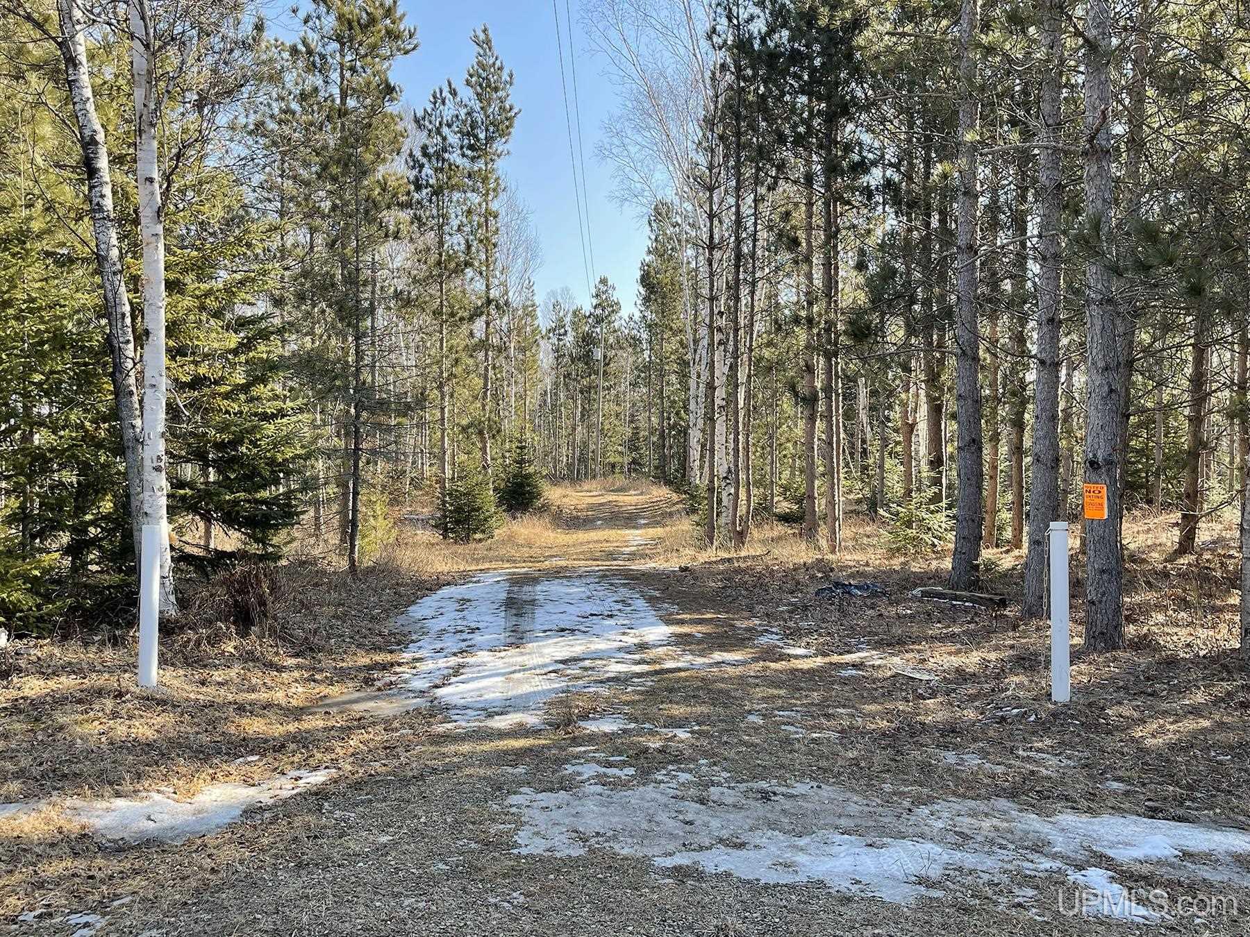 2330 S Little Harbor Road Manistique, MI 49854 - Photo 16 of 55
