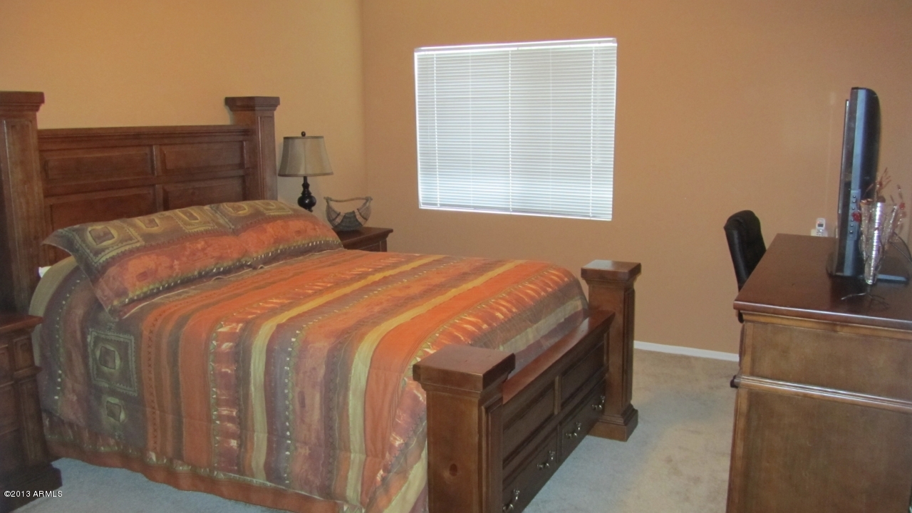 1295 North Ash Street, Unit 923 Gilbert, AZ 85233 - Photo 10 of 20 Master Bedroom #1