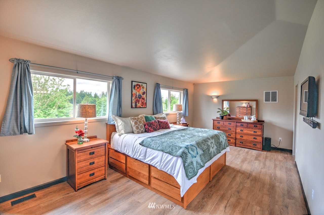 12743 Case Road Southwest Olympia, WA 98512 - Photo 23 of 36 Gallery Image 23