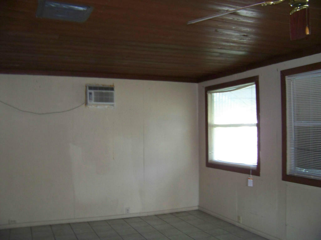 3837 Gulfstream Road Lake Worth, FL 33461 - Photo 20 of 32 Florida Room in Home