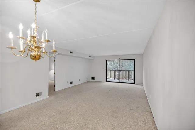 $274,900 | 650 East Greenwich Avenue, Unit 5110, West Warwick, RI 02893