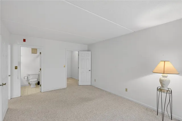 $274,900 | 650 East Greenwich Avenue, Unit 5110, West Warwick, RI 02893