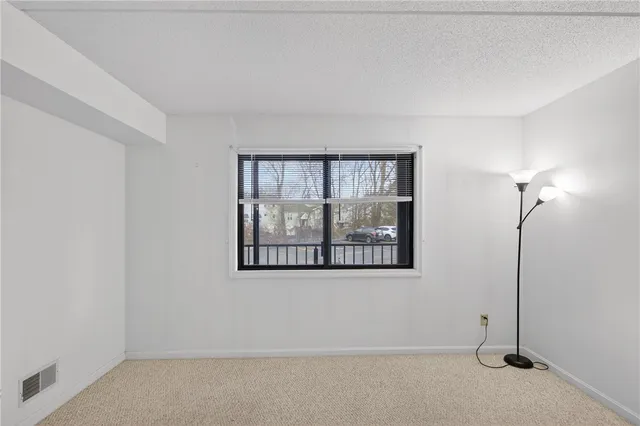 $274,900 | 650 East Greenwich Avenue, Unit 5110, West Warwick, RI 02893