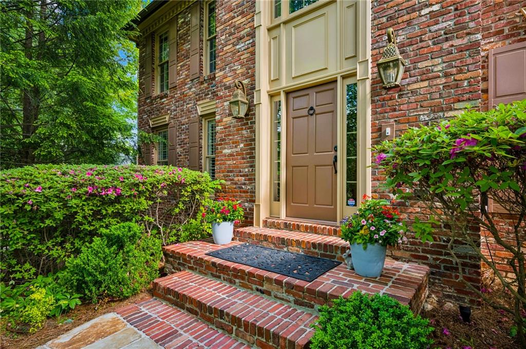 145 Wing Mill Road Atlanta, GA 30350 - Photo 4 of 69