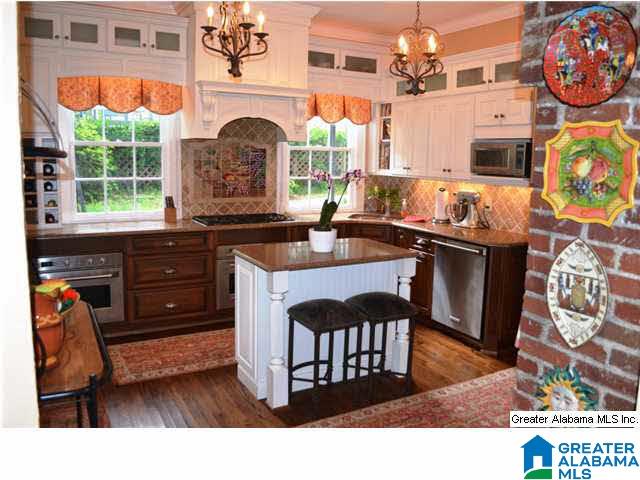 1207 Glen View Road Birmingham, AL 35222 - Photo 11 of 32