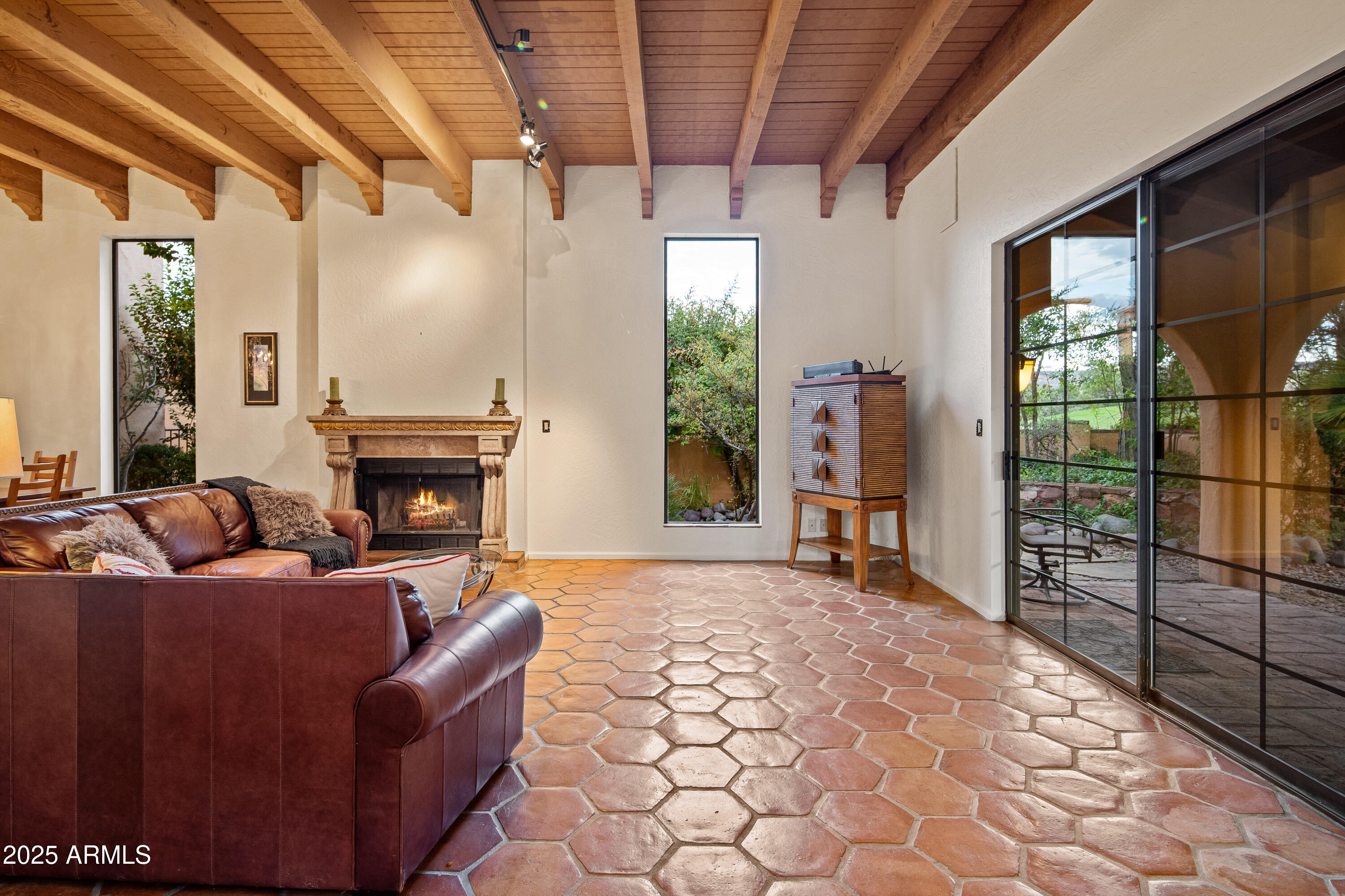 173 Ridge Trail Drive Sedona, AZ 86351 - Photo 14 of 39 Living Room