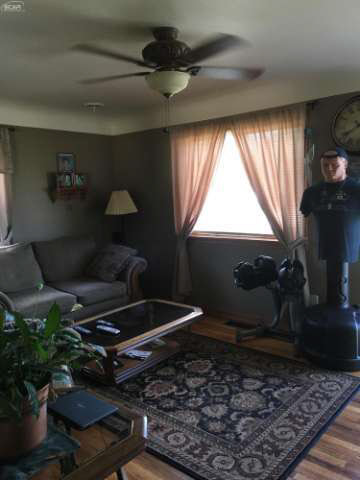 4143 Beryl Road Flint, MI 48504 - Photo 2 of 18 21179635-1.JPG
