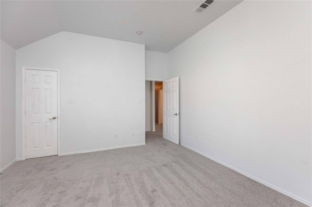 9201 Hunter Chase Drive McKinney, TX 75072 - Photo 28 of 35 a view of an empty room