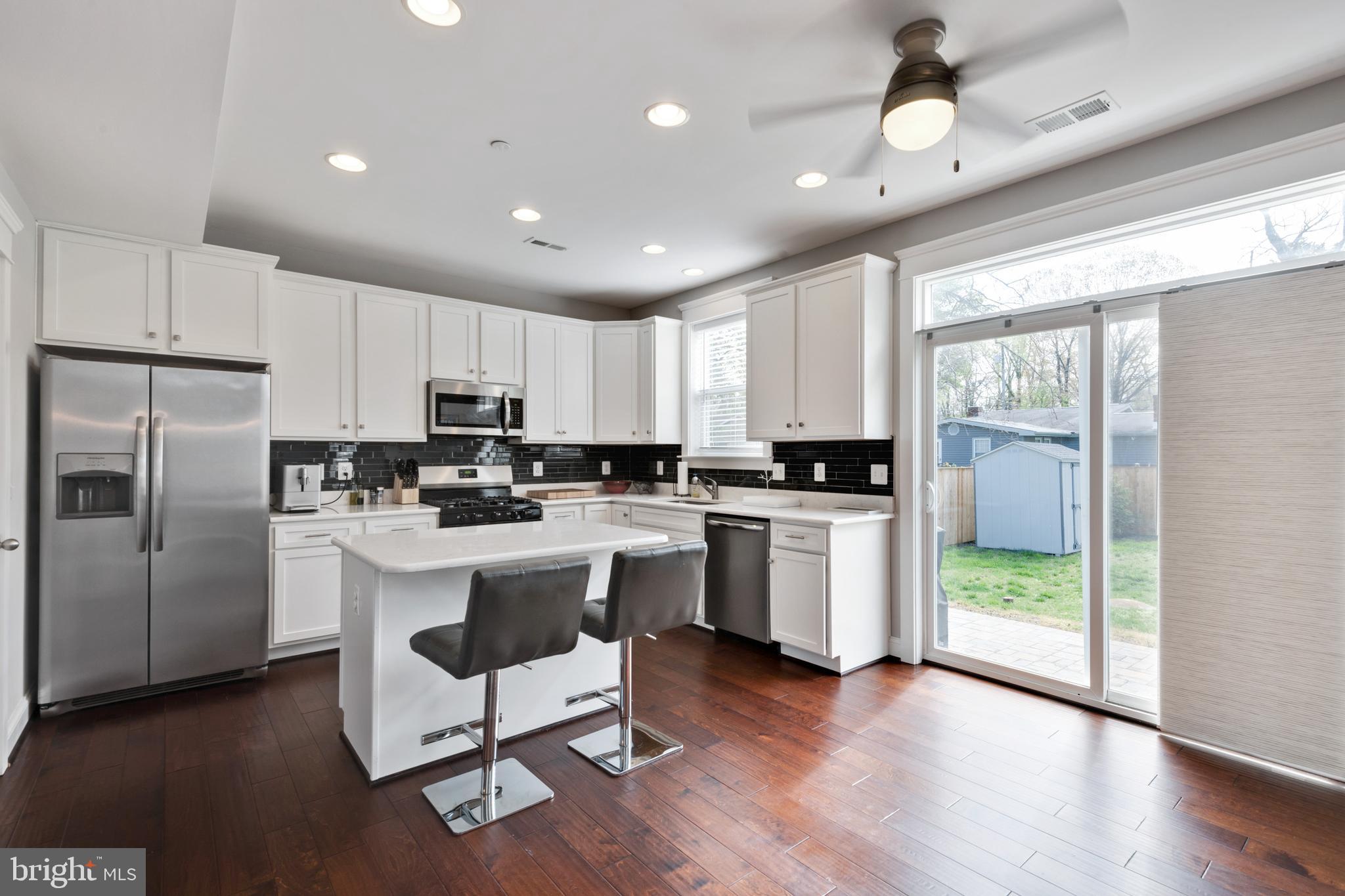 2753 Pinecrest Drive Riva, MD 21140 - Photo 12 of 46 Quartz countertops