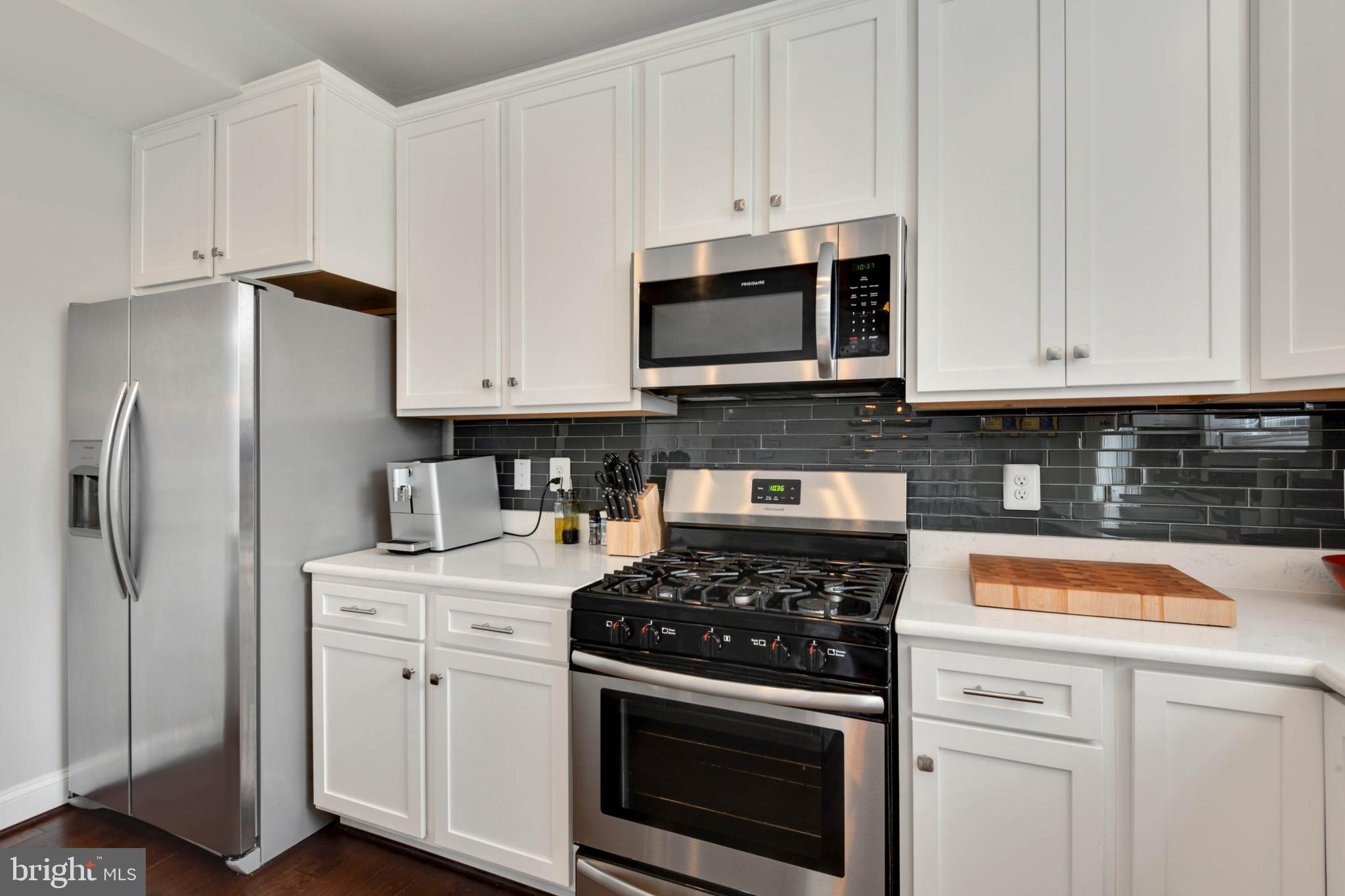 2753 Pinecrest Drive Riva, MD 21140 - Photo 13 of 46 Stainless steel appliances and gas range