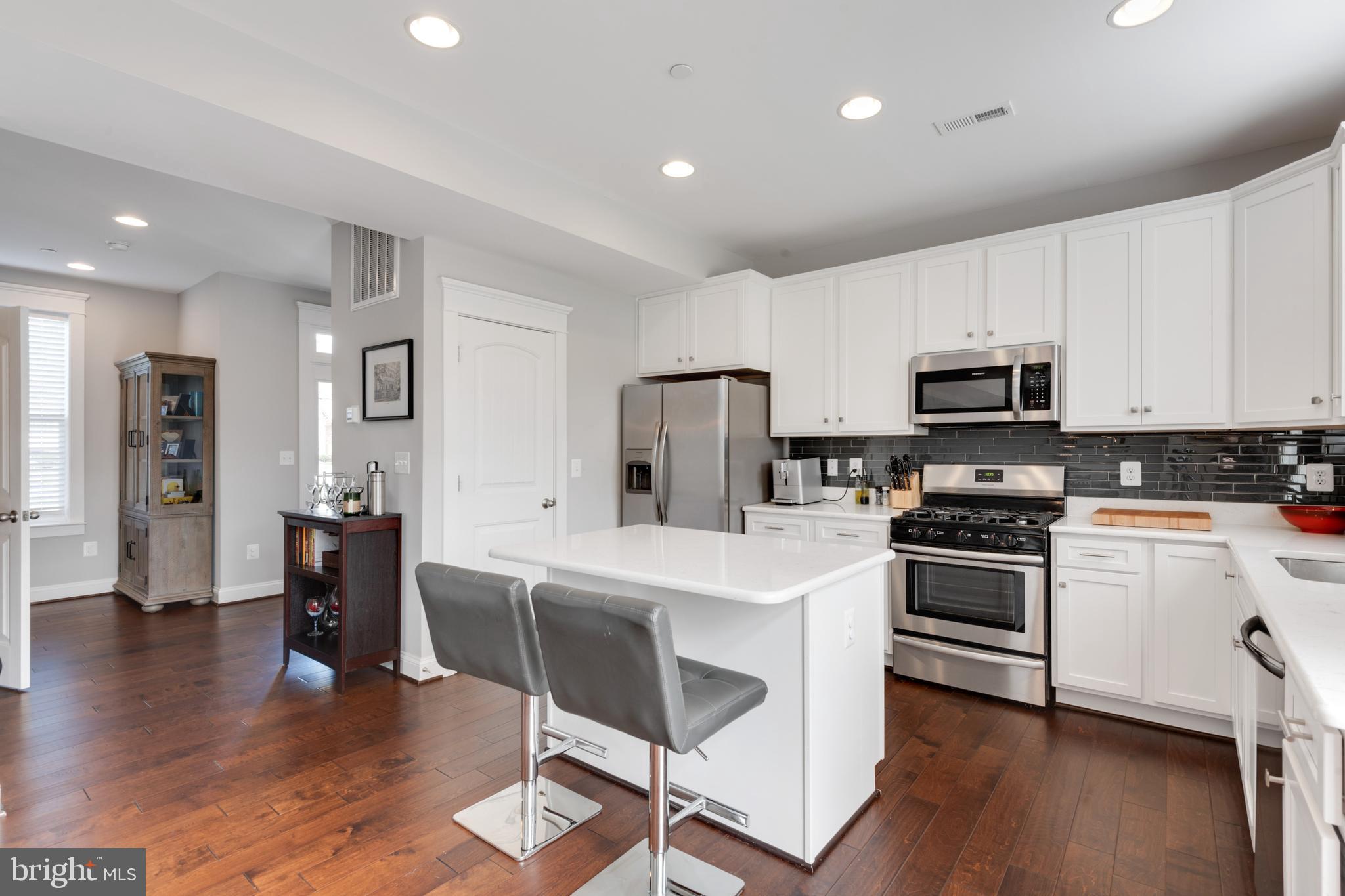 2753 Pinecrest Drive Riva, MD 21140 - Photo 16 of 46 Kitchen with center island