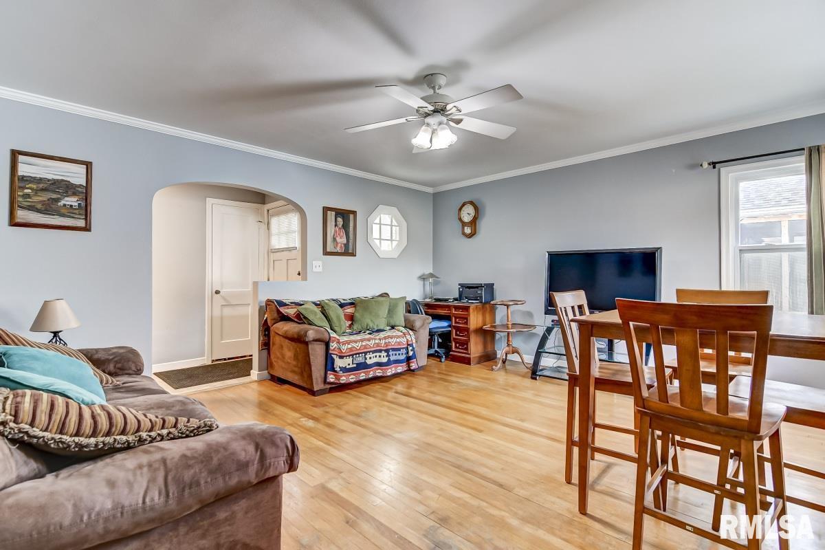 2020 North 6th Street Springfield, IL 62702 - Photo 8 of 31