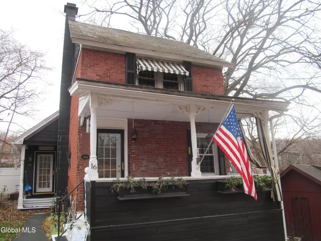 $219,900 | 16 Elbow Street, Greenwich, NY 12834