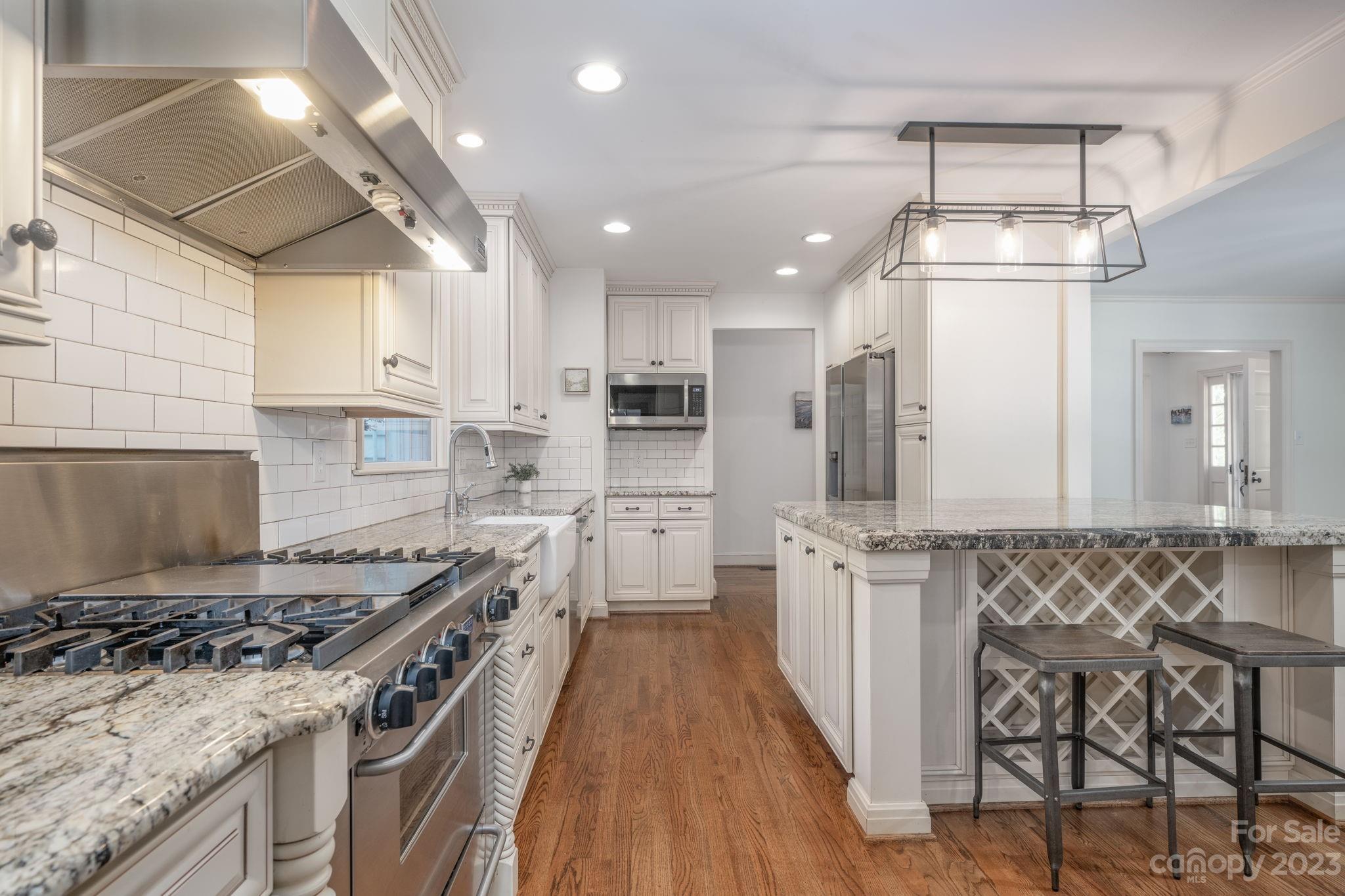 445 Pine Road Davidson, NC 28036 - Photo 5 of 44 Gallery Image 5