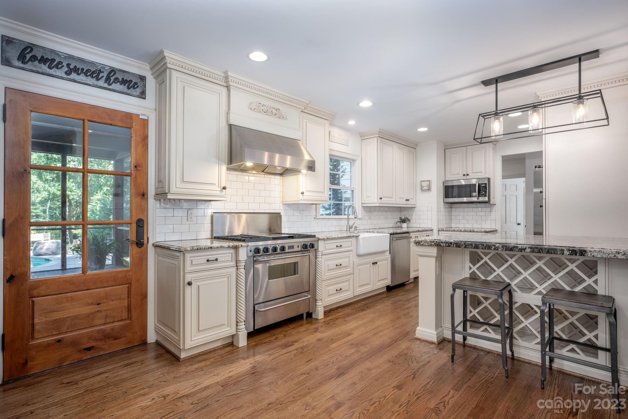 445 Pine Road Davidson, NC 28036 - Photo 6 of 44 Gallery Image 6