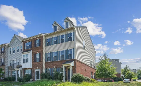 $3,000 | 9074 Belo Gate Drive, Manassas Park, VA 20111